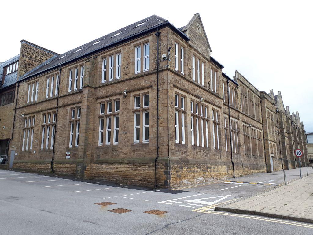 Rear of the Business School, University of Leeds West Campus (geograph 6770786)