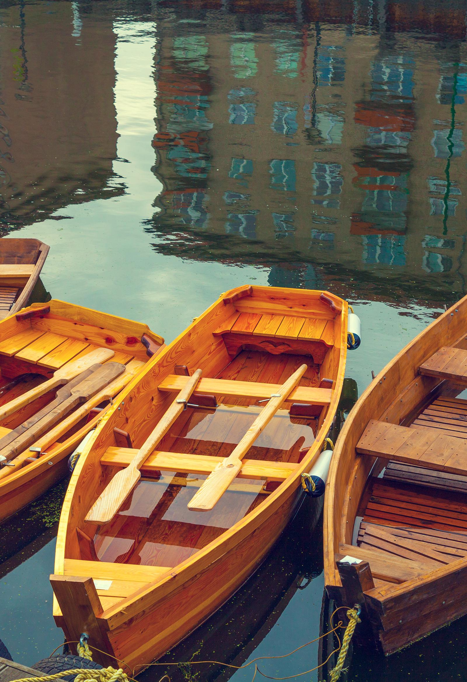 Centrum Offers 50+ Guided Tours From Boats to Historic Walking Routes